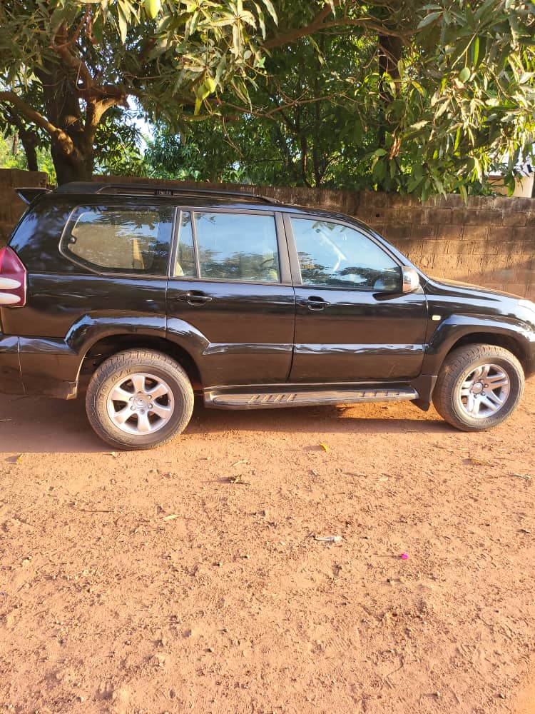 Toyota Prado photo 3