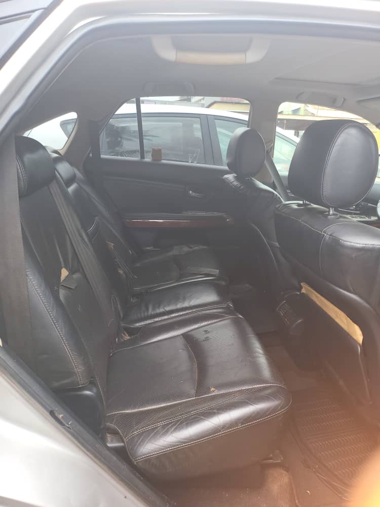 Lexus Rx300 photo 3