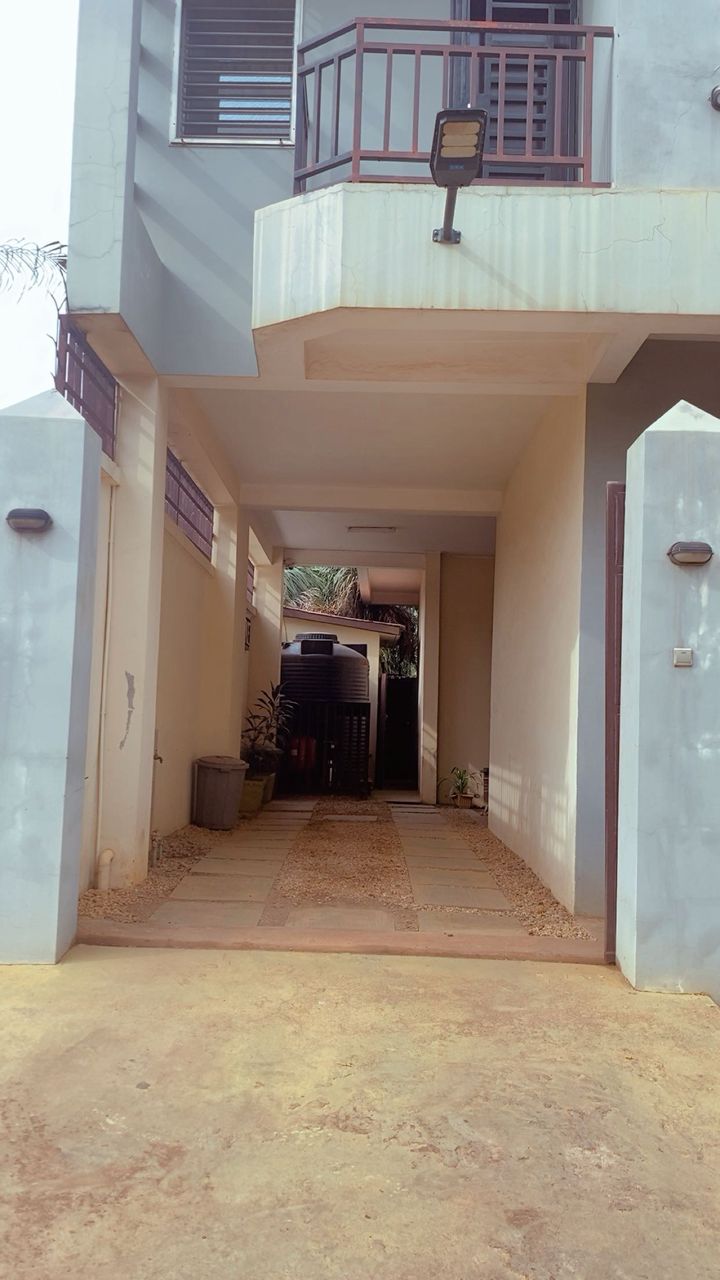 Studio meublé moderne au cœur de Bangui – Confort & praticité photo 10