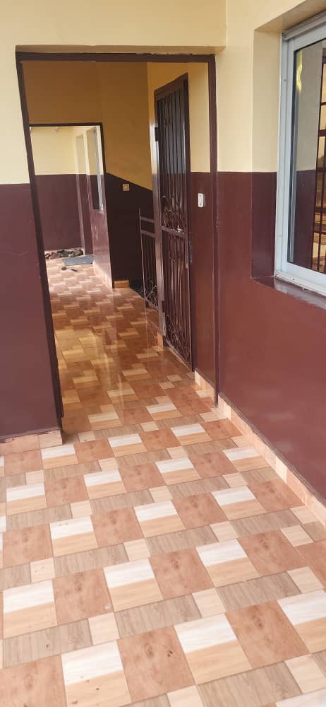 Magnifique appartement meublé 2 chambres avec balcon et vue dégagée à Bangui photo 5