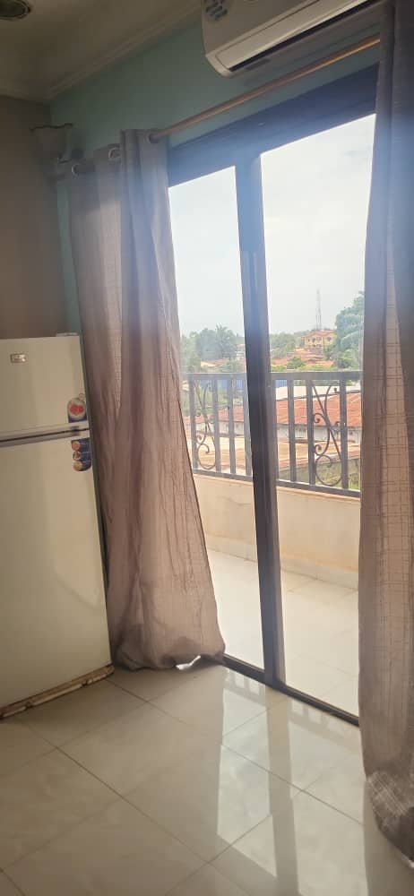 Appartement 2 Chambres Sécurisé à Bangui – Confort Moderne & Séjour Tout Équipé Descriptif SEO photo 9