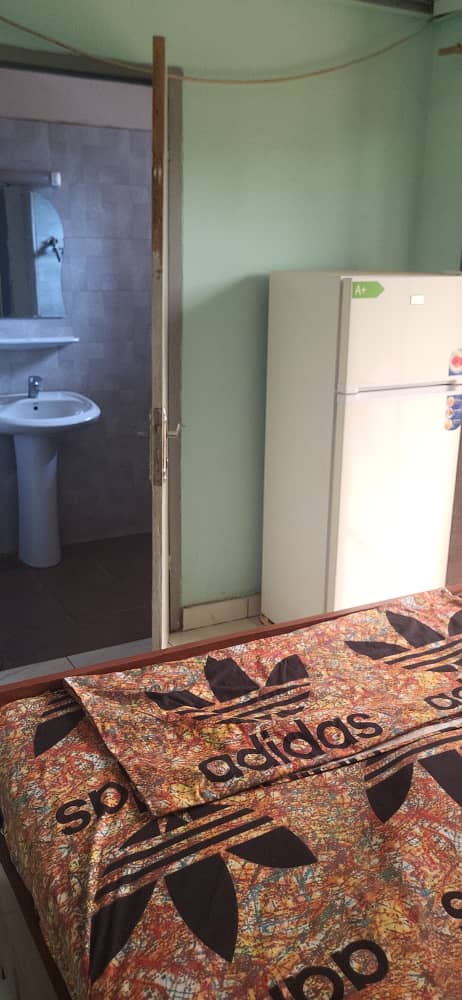 Appartement 2 Chambres Sécurisé à Bangui – Confort Moderne & Séjour Tout Équipé Descriptif SEO photo 13