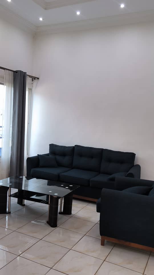 Location Saisonnière – Appartement Meublé de Qualité à Bangui photo 2